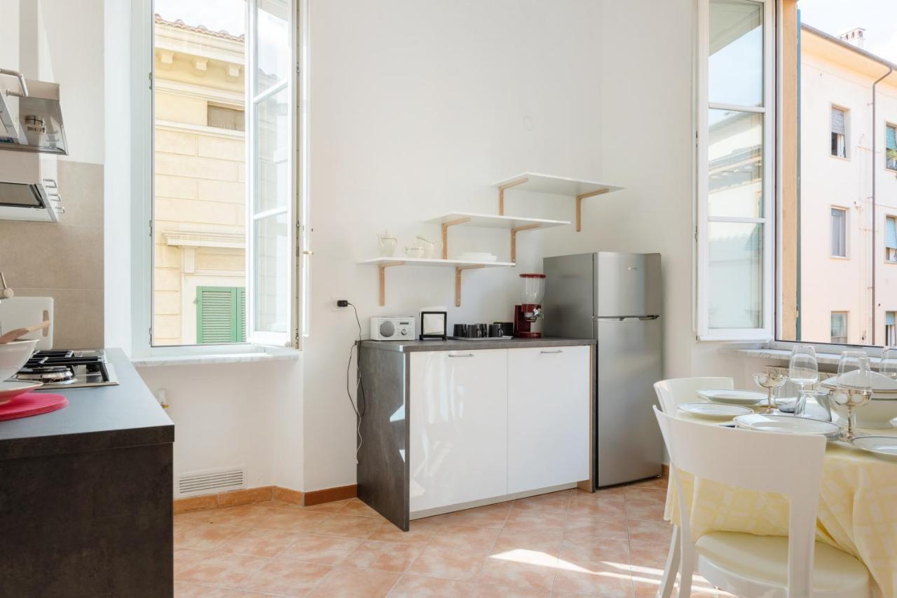 Borgo Stretto Bright Apartments Pise Extérieur photo